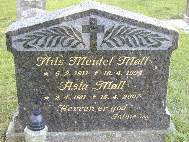 Fil:Møll gravstein.jpg