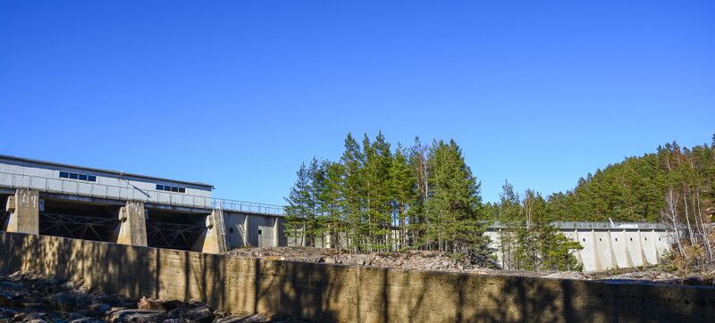 Fil:Hanefossdammen Herefoss 220417-2.jpg