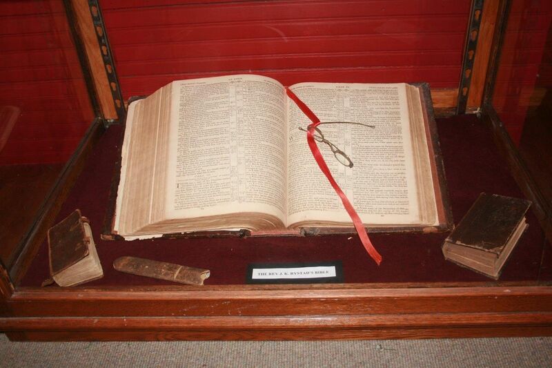 Fil:Rystads Bibel.jpg