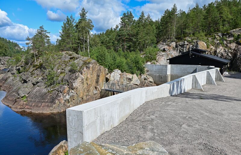 Fil:Skripelandsfossen kraftverk 270723-2.jpg