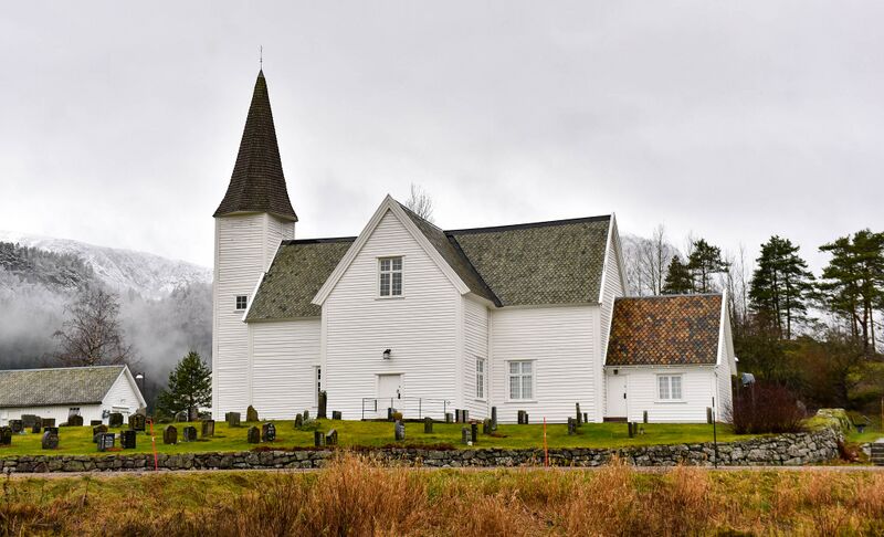 Fil:Åseral kyrkje 301122.jpg