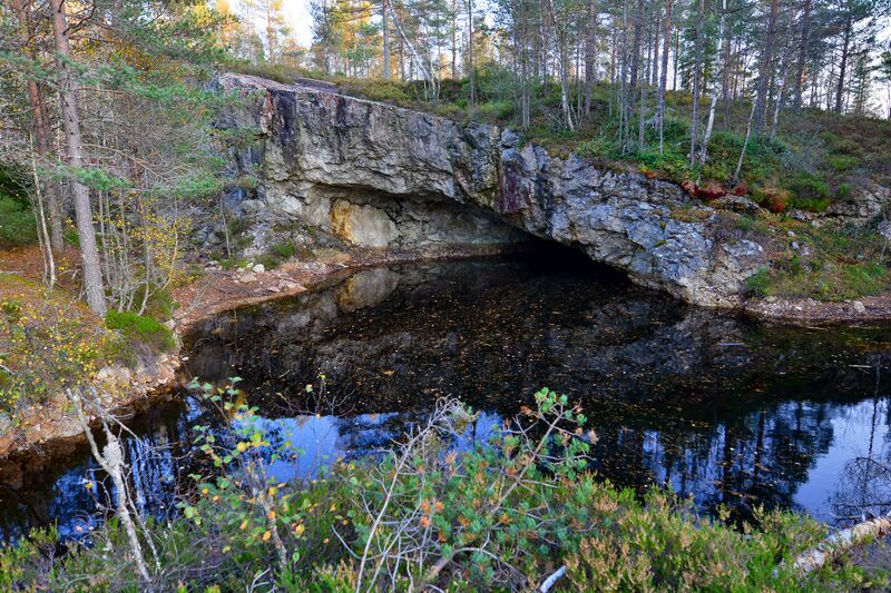 Fil:Beinmyrgruva Landås 011019-2.jpg