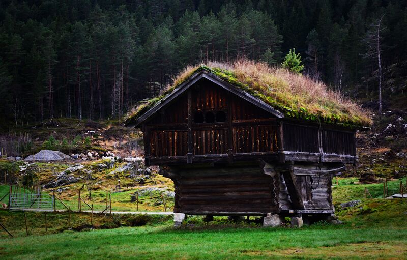 Fil:Nomelandsloftet Hylestad 271017.jpg