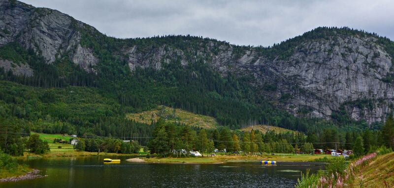 Fil:Flateland Camping 200816-2.jpg