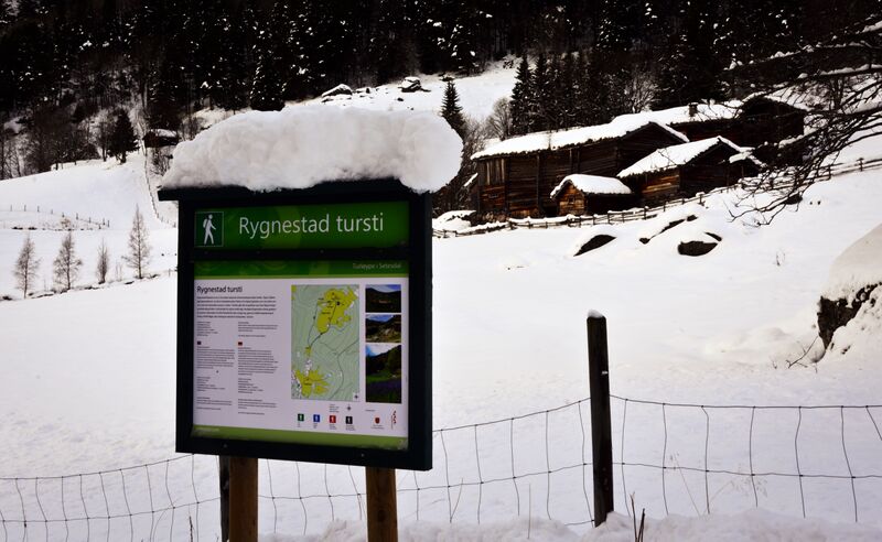 Fil:Rygnestad tursti 021217.jpg