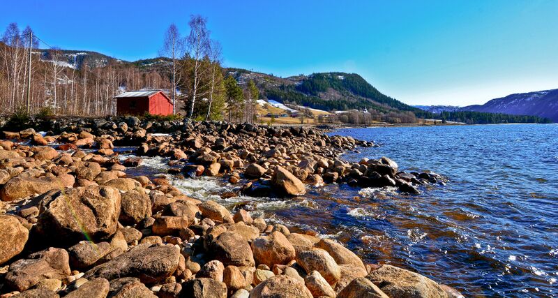 Fil:Hovassåni Åraksbø 020415 (1)-2.jpg