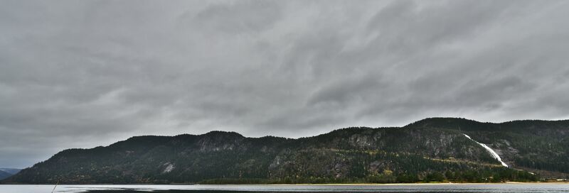 Fil:Skjoldmøynutane Bygland 221017.jpg