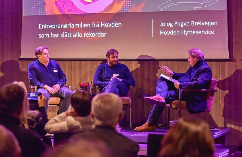 Fil:Setesdalskonferansen Hovdestøylen 101122 (13).jpg