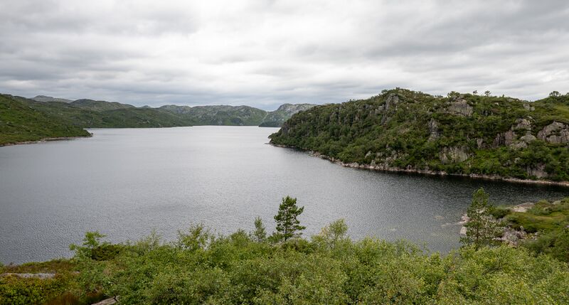 Fil:Kvennevatnet Ljosland Åseral 250724.jpg