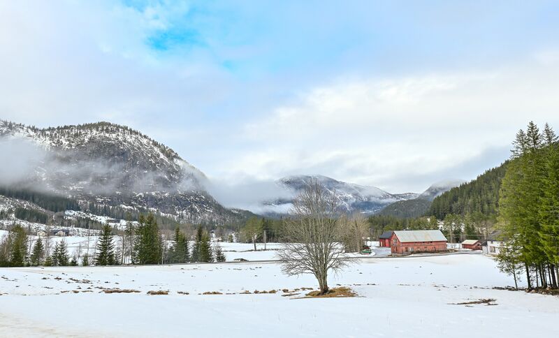 Fil:Løyland Valle 260225-2.jpg