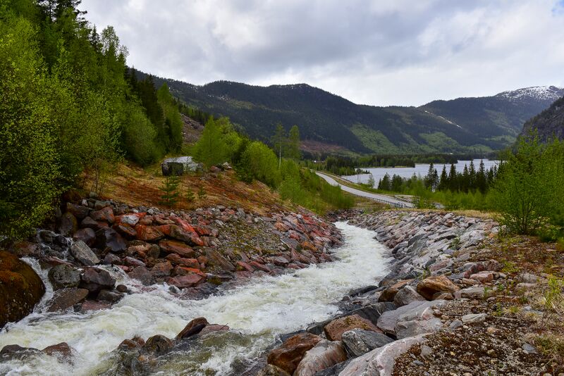 Fil:Kvernåni Hegland 230520.jpg