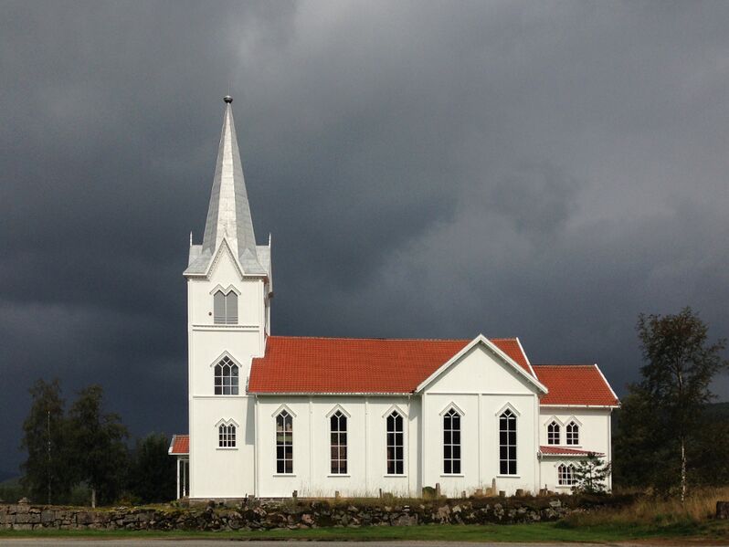 Fil:2024-08-30 Evje kirke sør.JPG