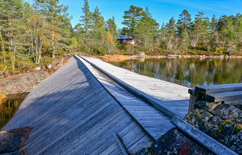 Fil:Dam Longeraksvatn 051023 (1)-2.jpg
